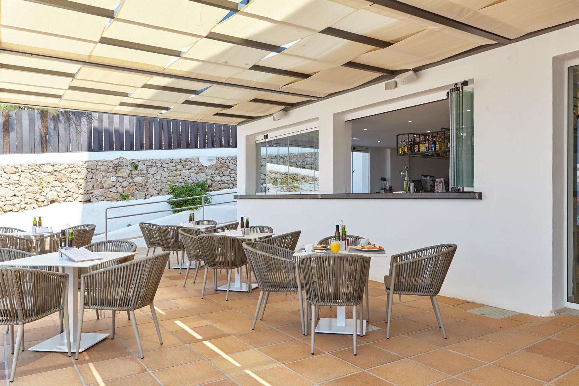 Sol Bahia Ibiza Suites Сан-Антонио-Абад Экстерьер фото